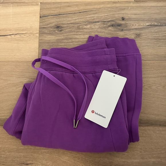 Scuba High-Rise Jogger - Picture 3 of 5